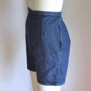 1960s high waisted jean shorts, pinup style